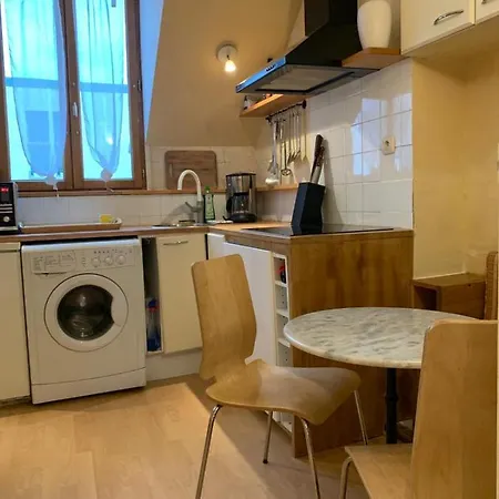 Republique - Reaumur Charming Large Studio Apartamento París