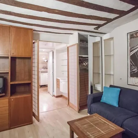Republique - Reaumur Charming Large Studio * Paris