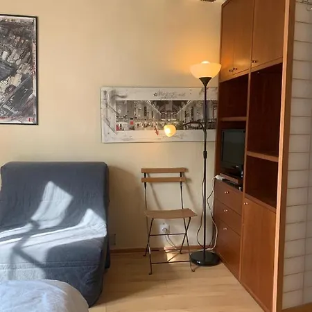 Republique - Reaumur Charming Large Studio Apartment *